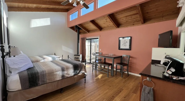Номер Standard Fort Ross Lodge