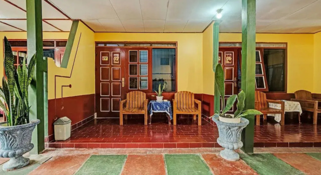 OYO 92282 Hotel Muria, Prenota Hotel Pakem Yogyakarta Province