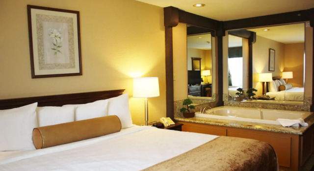 Best Western Inn & Suites Merrillville, Prenota Hotel Merrillville Indiana