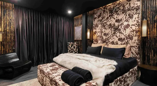 Palm Villa - Award Winning Modern Luxury & Exclusive Villa, Забронировать Курортный отель Отели Сансай с парковкой, Парковка