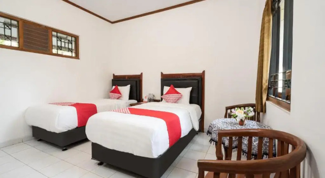 Hotel O Omah Duwet, Book Hotel Sleman Yogyakarta Province