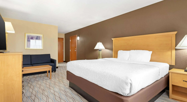 Двухместный люкс Best Western Locust Grove Inn & Suites