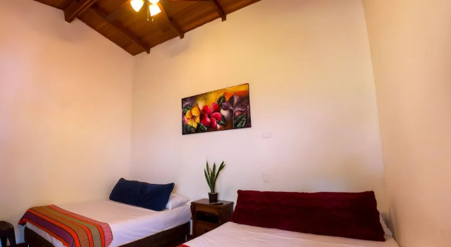 Четырёхместный номер Comfort с видом на бассейн Portoazul Casa de Playa