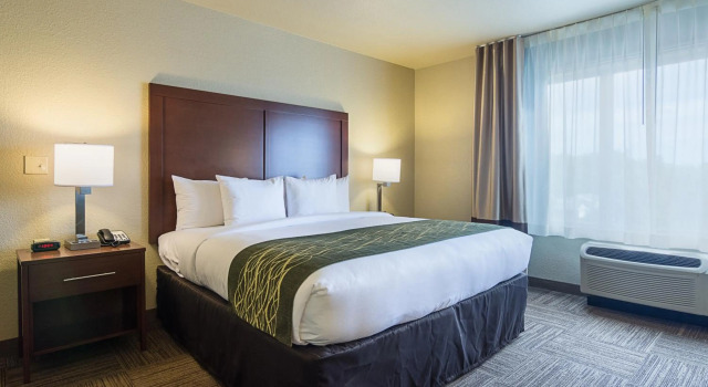 Simmons Suites, Varaa Hotelli Hotellit Ozark pysäköinnillä, Pysäköinti