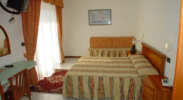 Hotel La Pigna, Book Hotel Hoteller i Friuli Venezia Giulia med parkering, Parkering