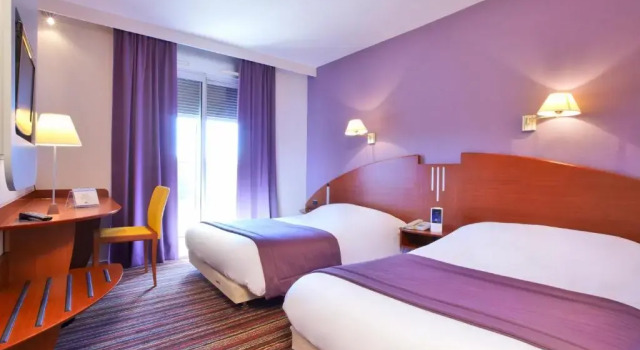 Трёхместный номер Standard Kyriad Bourg En Bresse