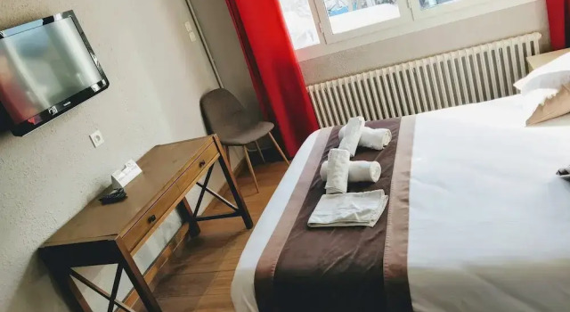 Номер Comfort Logis Mar I Sol - Hôtel Restaurant en bord de Mer