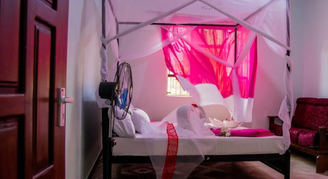 Kilimanjaro Summit Lodge