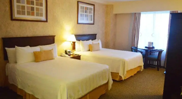 Четырёхместный номер Standard Best Western PLUS Nuevo Laredo Inn & Suites