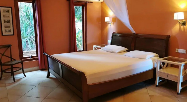 Sun Reef Village on Sea