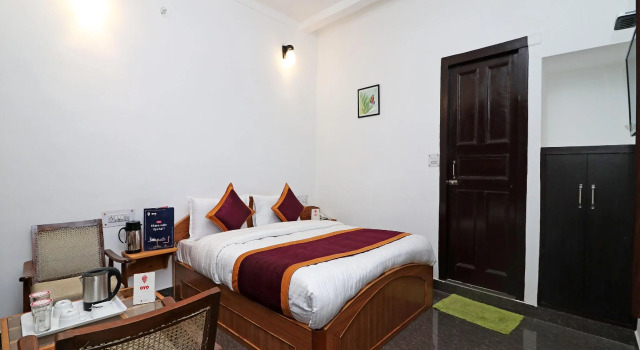OYO 14559 The Gharonda, Rezervovat Hotel Nainital Uttarakhand