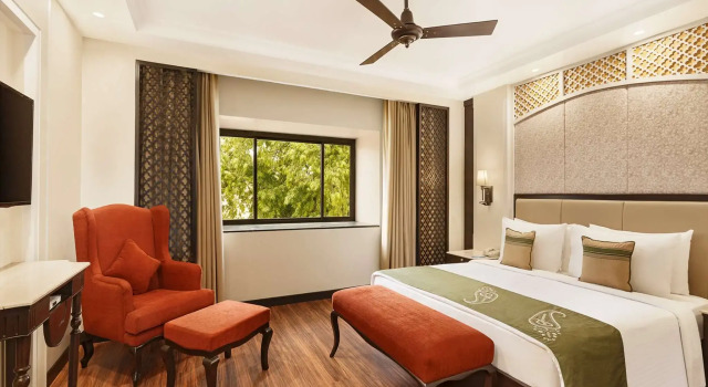 Двухместный номер Deluxe La Place Sarovar Portico