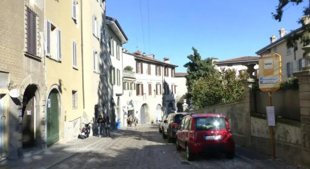 Апартаменты Porta Dipinta House Bergamo Alta
