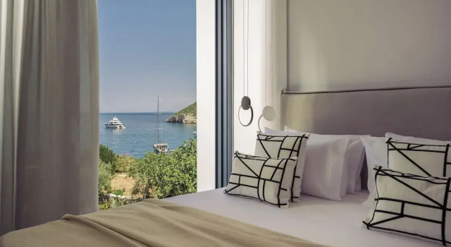 Terra Petra Luxury Villa - The Seafront Retreat, Забронировать Вилла Отели периферии Ионических островов с парковкой, Парковка