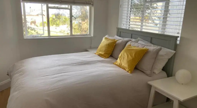 Коттедж Warwick House - Stunning house with terrace and sea views, sleeps 11