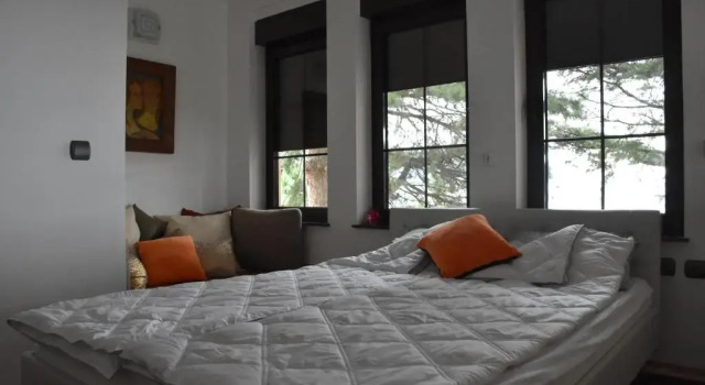 Апартаменты Deluxe Bache Apartments