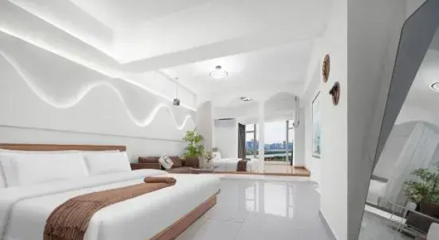 Люкс Yueji Homestay Hotel (IFS Guojin Center Branch, Wuyi Square, Changsha)