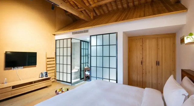 Номер Comfort Floral Hotel Songyang Niaoshe