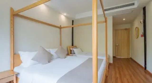 Семейный люкс Floral Wutong Garden Tea Pavilion Book House Water Town Boutique Stay (Keyan Scenic Area)