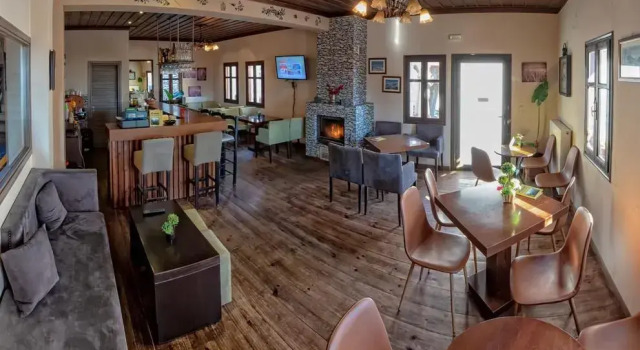 Matzato Hotel Ioannina, Забронировать Отель Монодендри Загори, рядом с Монастырь Св. Параскевы Монодендриу