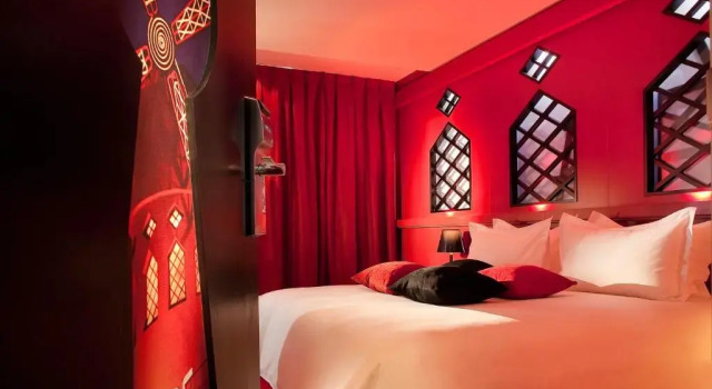 Двухместный номер Moulin Rouge Round Bed Secret de Paris - Hotel & Spa