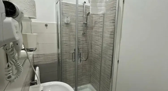 Deluxe Doppel Zimmer mit Balkon F.Rooms Napoli