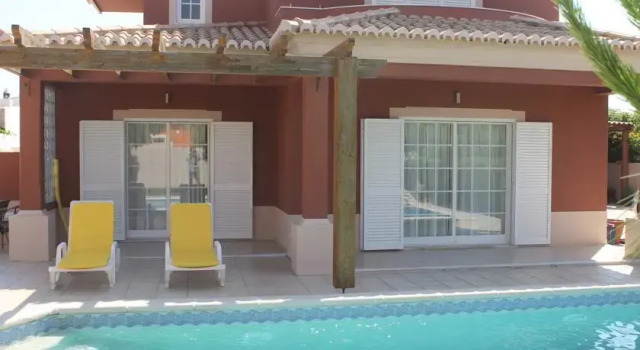 Casa Dos Cedros, Rezervovat Hotel Hotely v Lagos s parkováním, Parkování