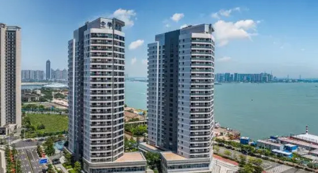 Baijue Designer Light Residence (Zhanjiang Jinsha Bay Beach, Zhaoshang Garden City Branch), Rezervasyon Otel Guangdong otoparklı oteller, Otopark