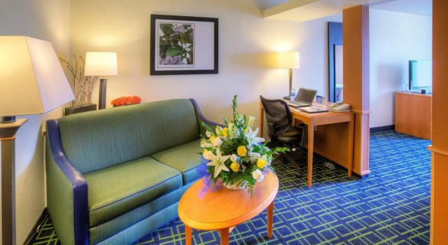Fairfield Inn and Suites by Marriott Laredo