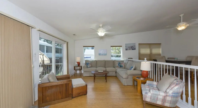 Harbor Delight On The Bay - Private Sandy Beach! 4 Bedroom Home by RedAwning, Rezerwuj Dom wakacyjny Norfolk Wirginia