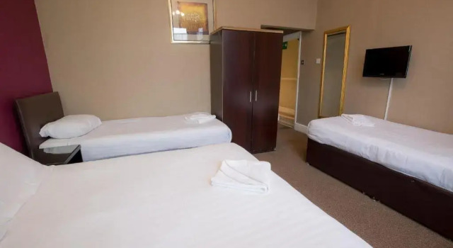 Семейный номер Standard Rossmore Hotel