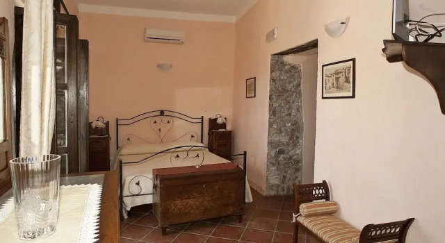B&b Lavinium
