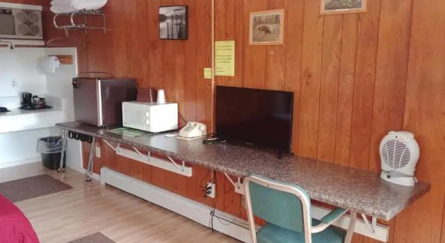 Номер Superior Falls Motel