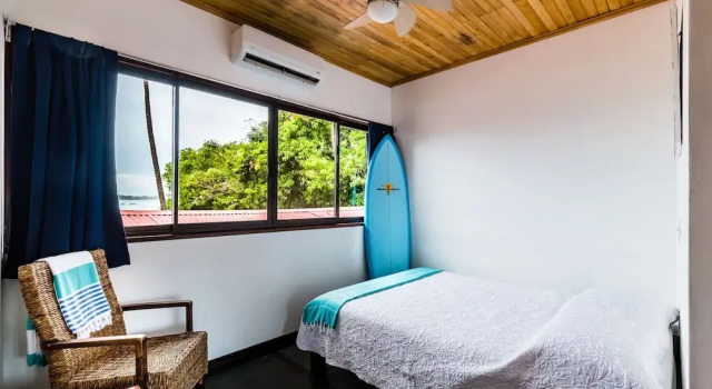Witch's Rock Surf Camp Beachfront HOTEL