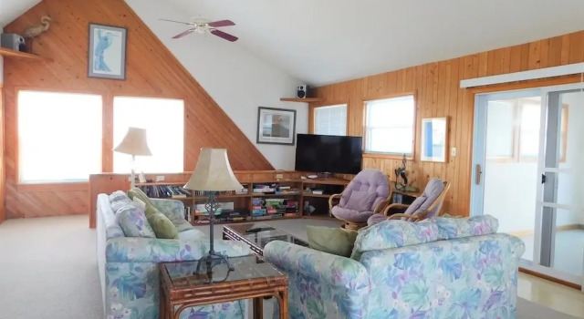 Salamander II 3 Bedrooms 2 Bathrooms Home