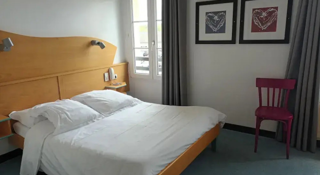 Трёхместный номер Standard Hôtel-Restaurant Logis lAubrac Laguiole