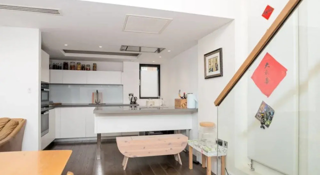 Luxurious 2 Bed With Amazing City Views Wapping, Забронировать Отель Отели Англии 3 звезды, 3*