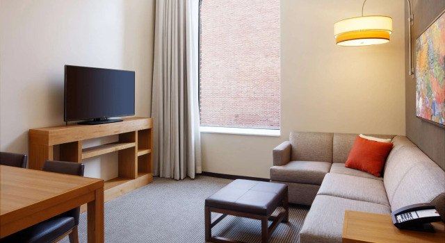 Двухместный люкс (с диваном) c 1 комнатой Hyatt Place Knoxville/Downtown