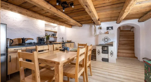 Regle 5 Guide's House, Book Apartment Hotels in Tatras with Parking, Parking