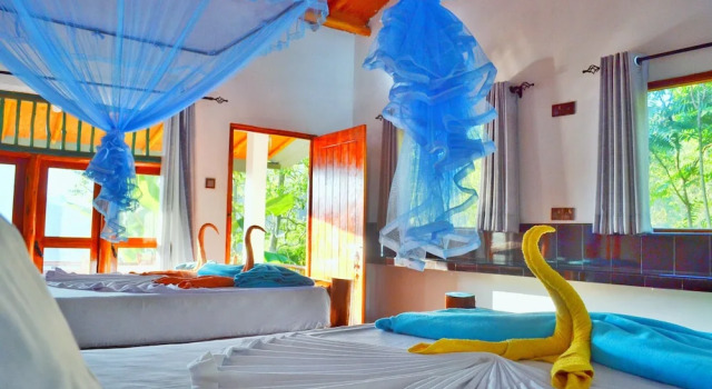 Вилла Deluxe с 2 комнатами с балконом и с видом на горы Rainbow Sky Cottage Ella
