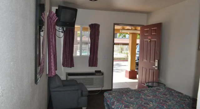 Двухместный номер Standard California Suites Motel