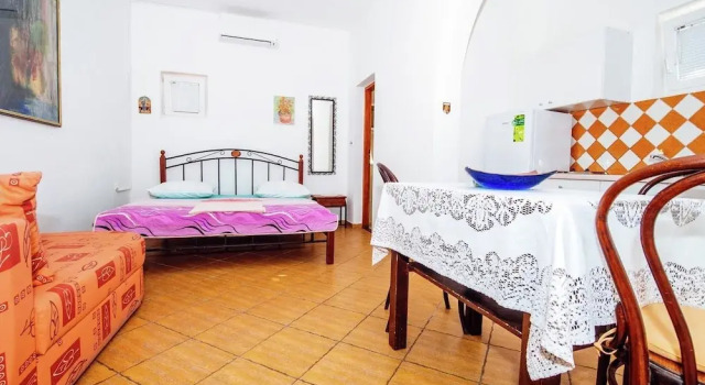 Spacious Ground Floor Apartment With Private Covered Terrace, Near the Sea, Забронировать Апартаменты/квартира Апартаменты Задарской жупания, рядом с Пляж Старенице, Апартаменты/квартира