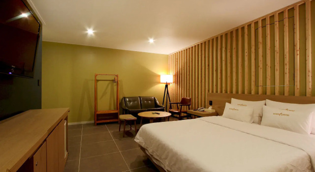 Bando Tourist Hotel, Book Hotel Gyeyang-gu Icheon