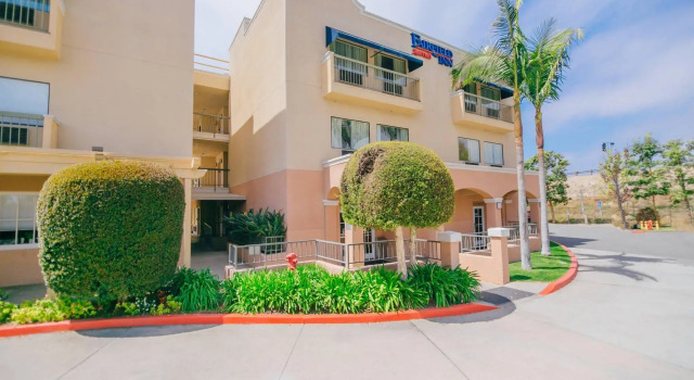 Fairfield Inn Anaheim Hills Orange County, Забронировать Отель Отели Анахайм-Хиллс 3 звезды, 3*