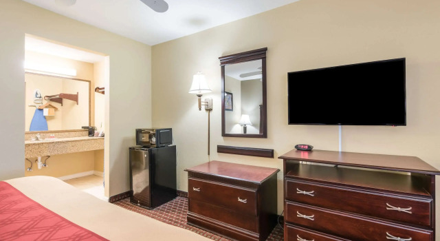Bryant Inn & Suites, Boek Hotel Hotels in Missouri met zwembad, Zwembad