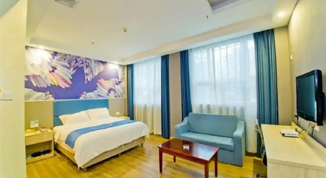 Wenhua Hotel, Rezerwuj Hotel Hotele w Zhuhai z parkingiem, Parking