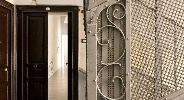 Archivio 32 Neapolitan Apartment, Забронировать Апартаменты/квартира Отели Неаполя с парковкой, рядом с Музей санитарного искусства, Парковка