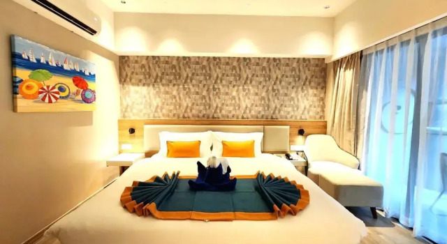 Двухместный номер Deluxe с балконом Amalthea Hotel