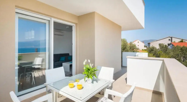 Апартаменты с видом на море Apartments Alba 1