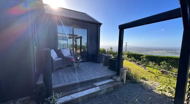 340 Degrees Alps & Sea Eco Living, Забронировать Отель Крайстчёрч Porters Ski Area